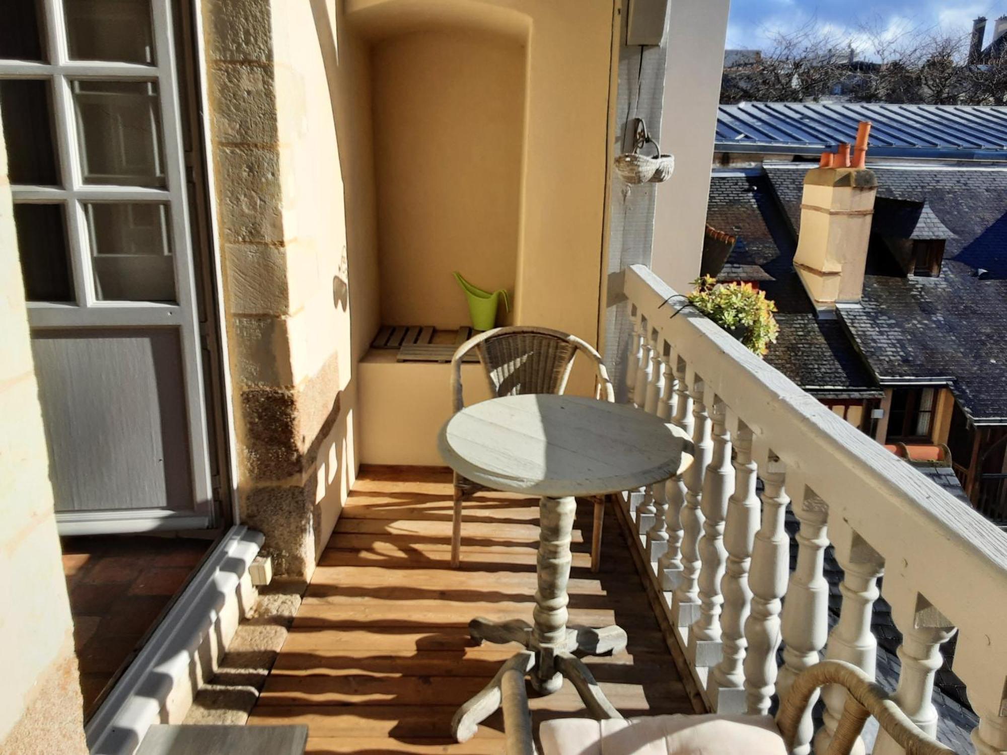 Gite Du Passant Rennais Avec Balcon Sur Cour Rennes Exterior foto