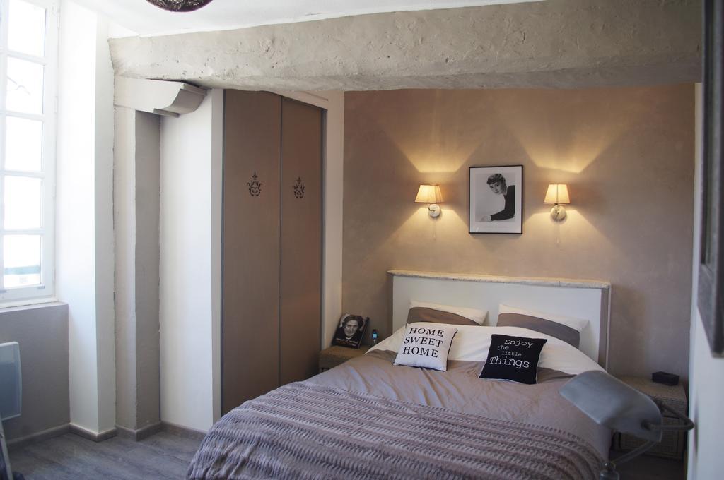 Gite Du Passant Rennais Avec Balcon Sur Cour Rennes Exterior foto