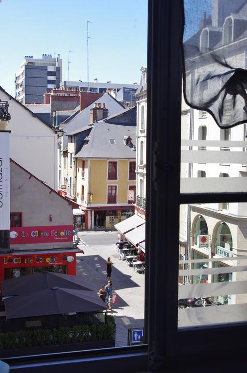 Gite Du Passant Rennais Avec Balcon Sur Cour Rennes Exterior foto